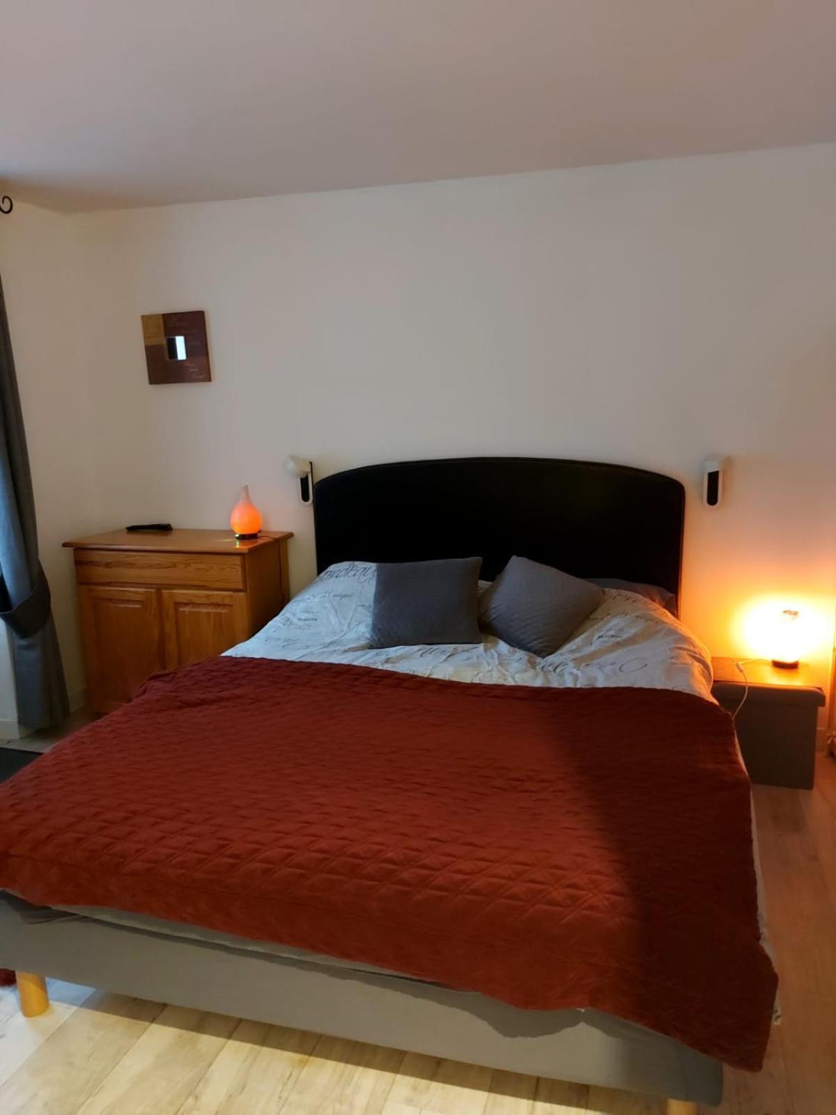 Veroniques Apartment 圣莫里斯堡 外观 照片