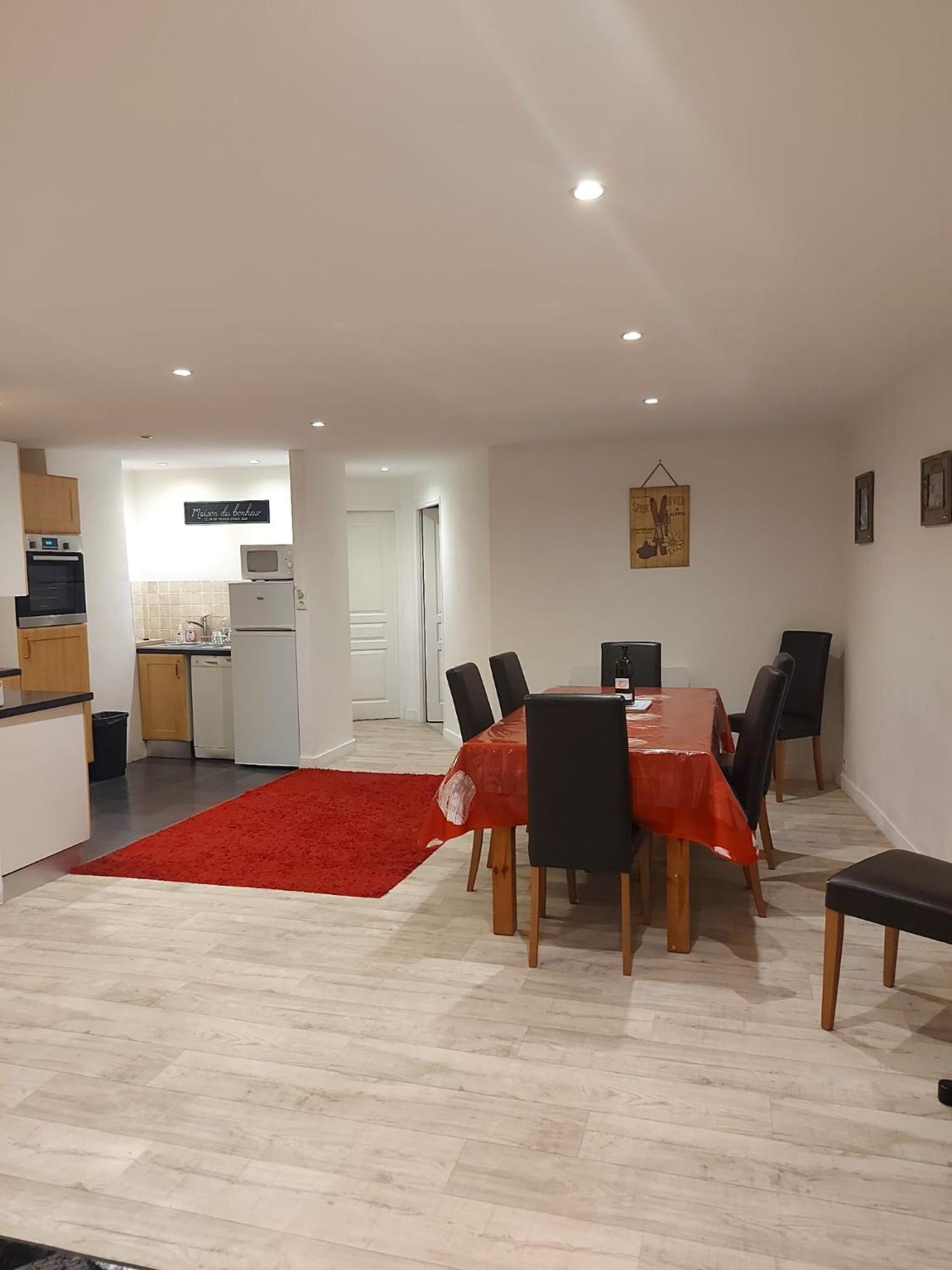 Veroniques Apartment 圣莫里斯堡 外观 照片